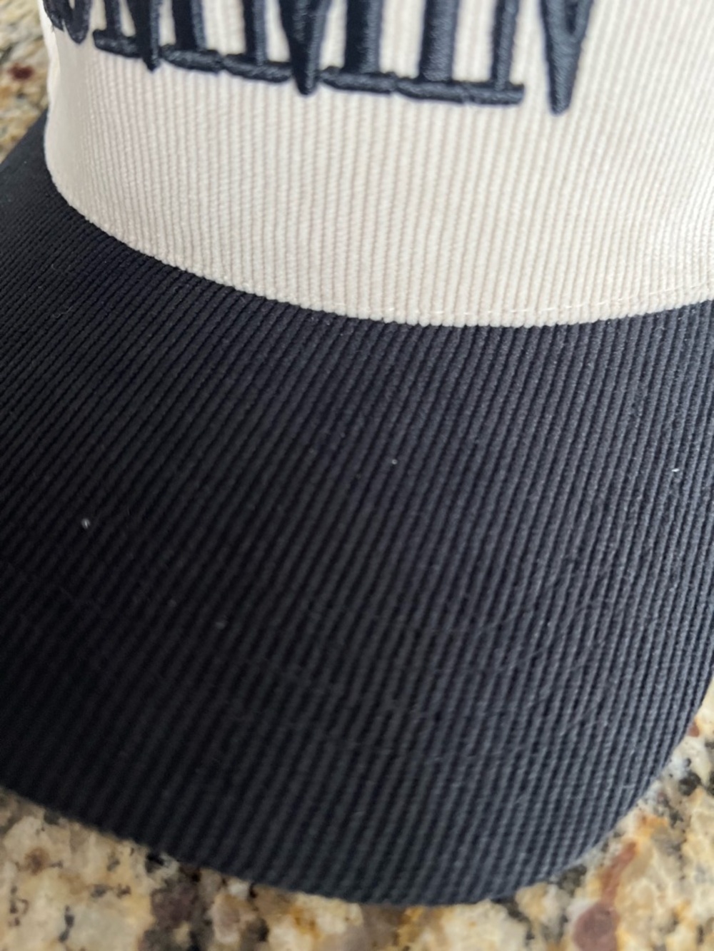 New Cream and Black 'Mommin'' Embroidered Cap - Picture 6 of 7